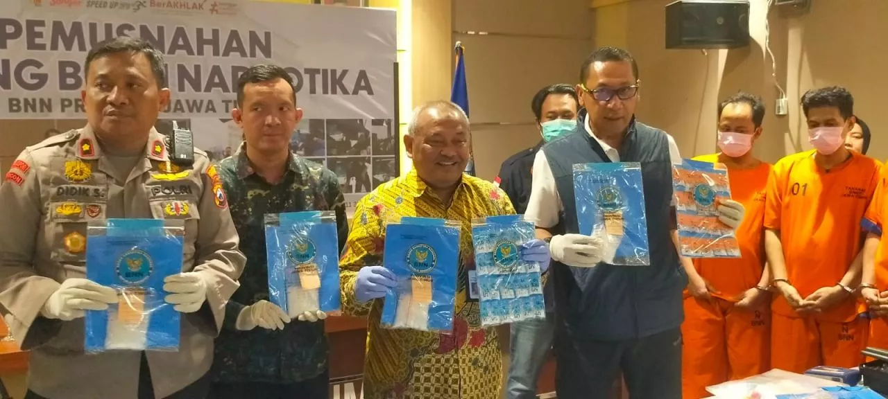 BNN Jatim Musnahkan Barang Bukti Narkotika Jenis Sabu