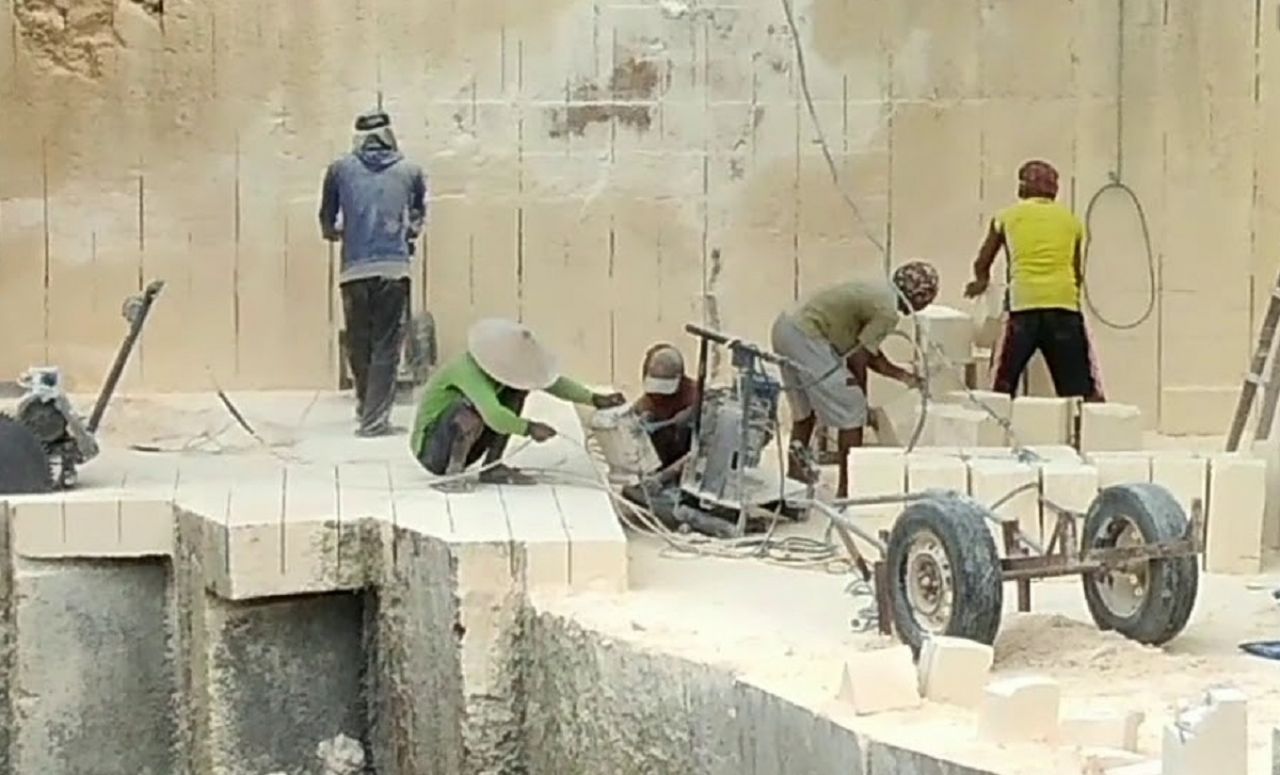 277 Titik Tambang Belum Berijin Di Jawa Timur