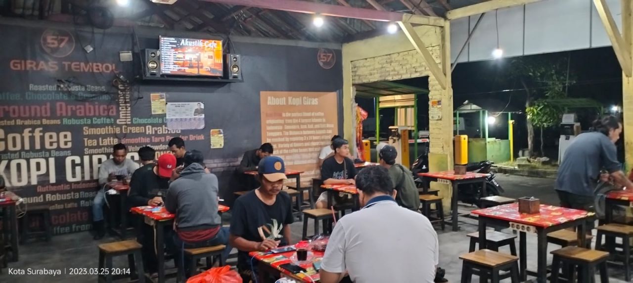 Berusaha Menikmati Proses Menulis