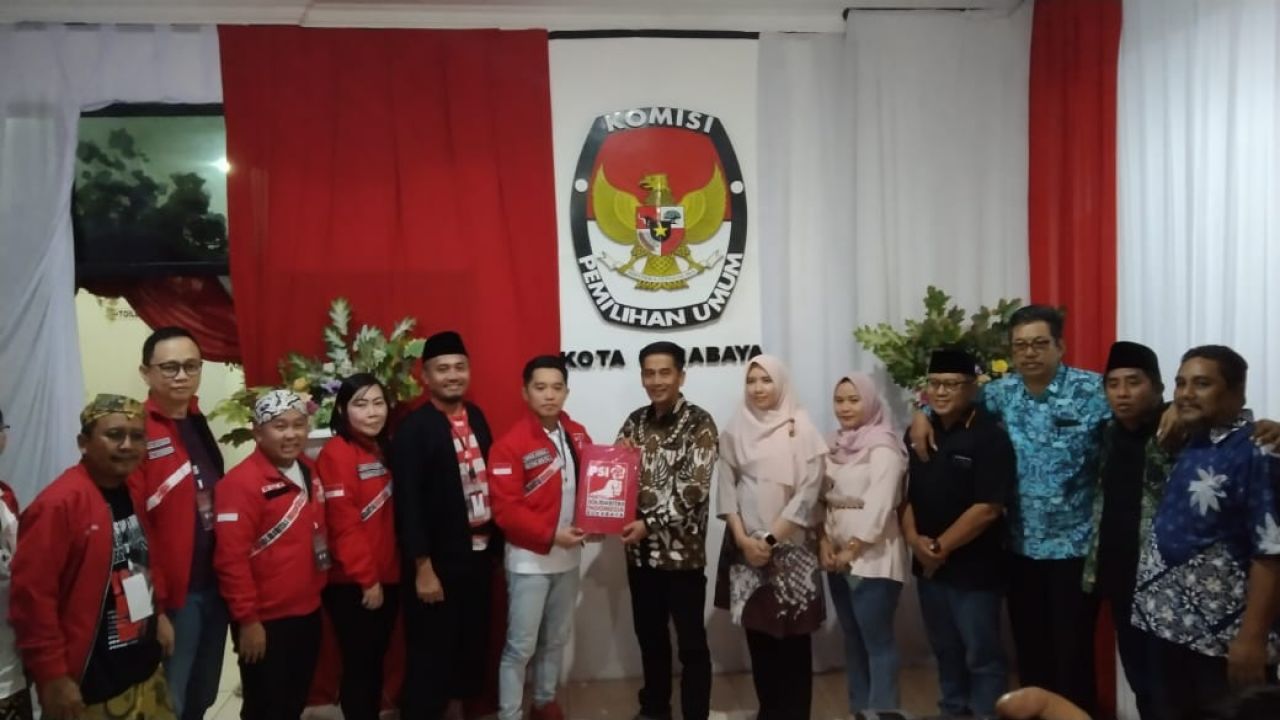 DPD PSI Surabaya Serahkan Berkas Pendaftaran Bacaleg, 60 Persen Milenial