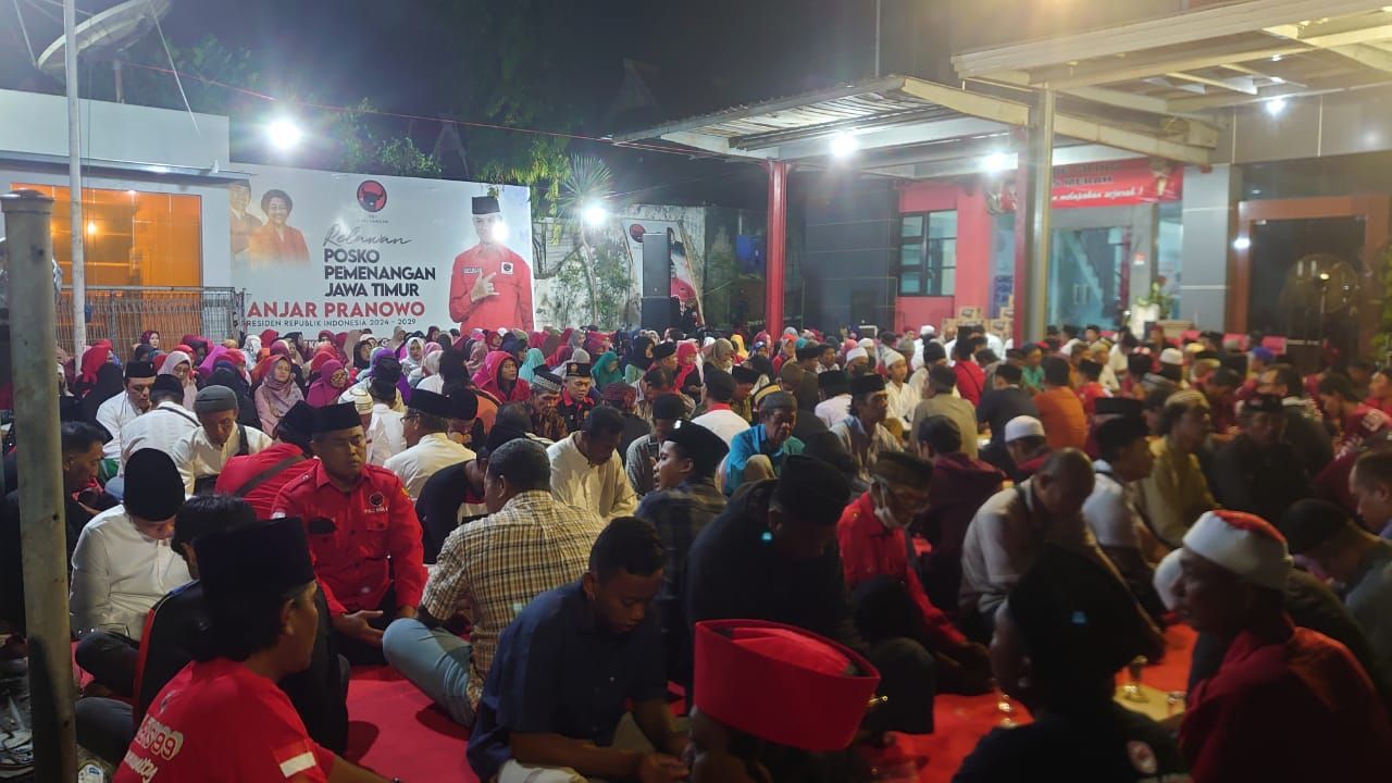 40 Hari Almarhum Whisnu Sakti Buana Digelar di Posko Pandegiling Surabaya