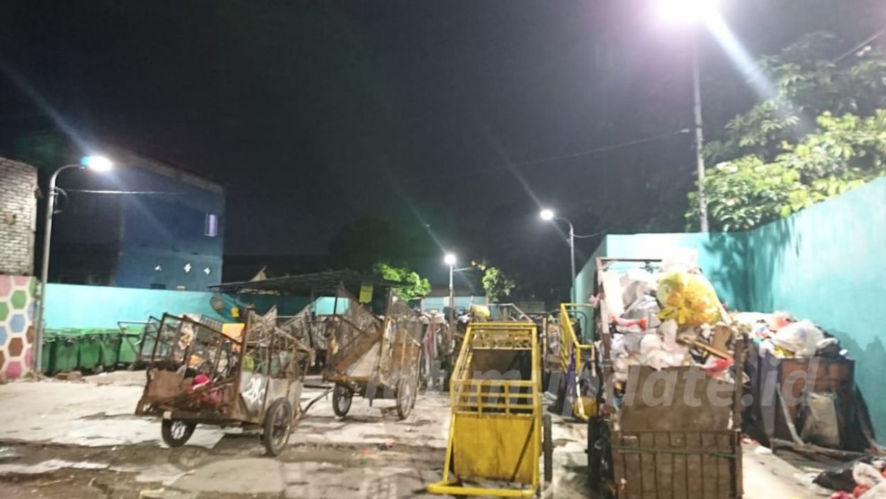 Miris, Makam Pahlawan WR Supratman Masih Berdekatan dengan Tempat Pembuangan Sampah