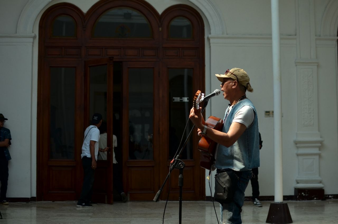 Kurasi Musik Jalanan di Surabaya, Pengamen Naik Kelas