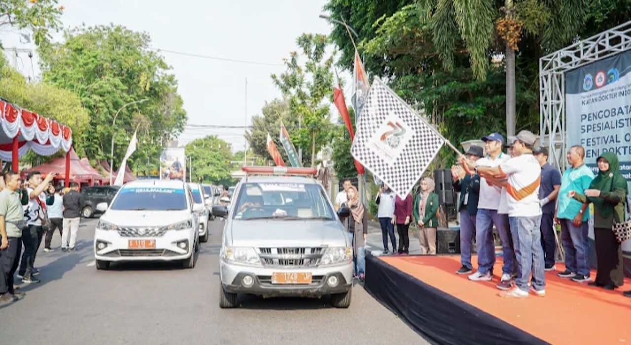 Selama 4 Hari  di HUT ke-73, IDI Manjakan Warga Lamongan dengan Baksos, Pasar Murah sampai Hiburan