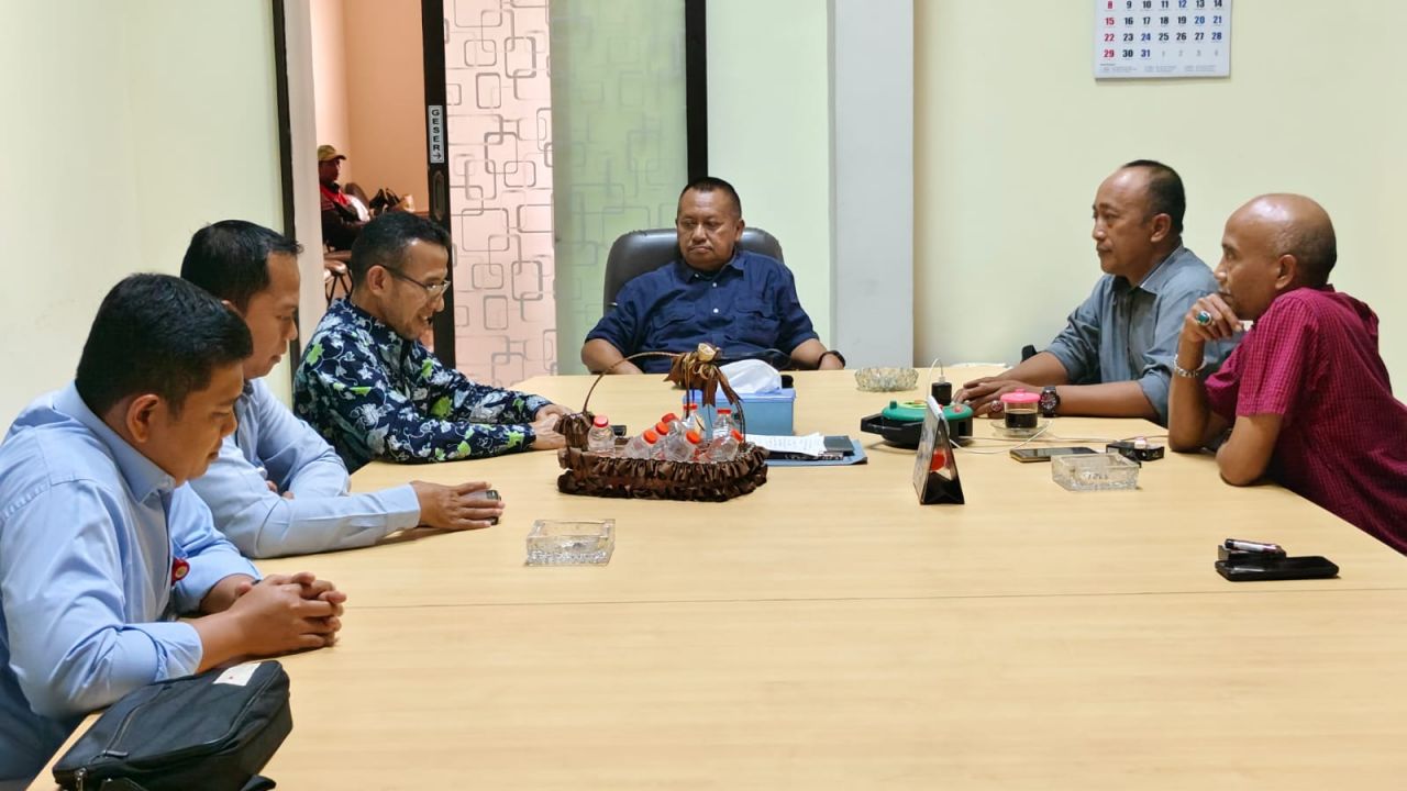 Pererat Komunikasi, OJK dan PWI Jatim Gagas Gathering Media