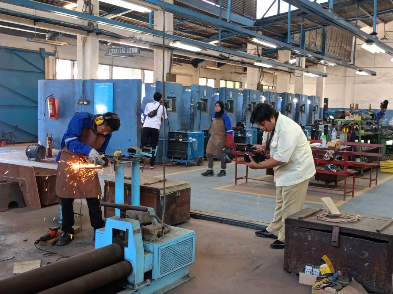 Lulus Kursus Las Di BLK Surabaya Dapat Kerja Di Korsel