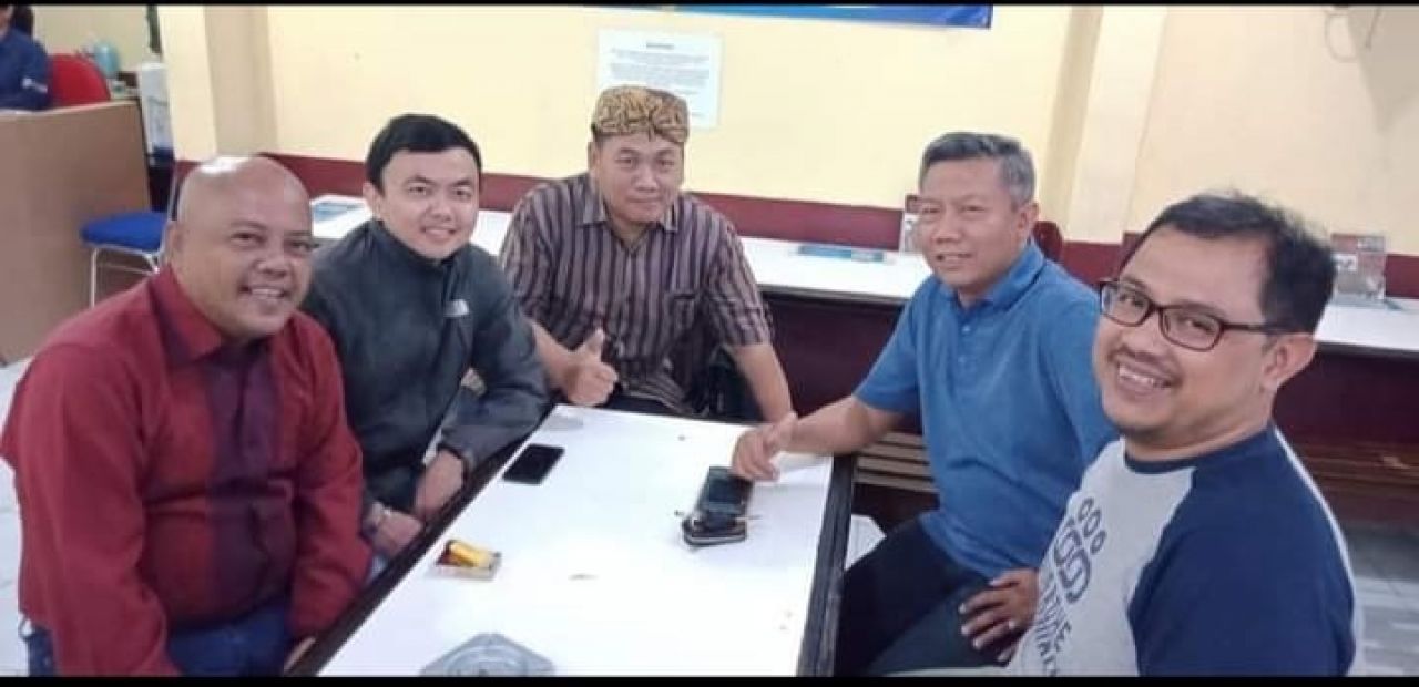 Makes Your Self Happy