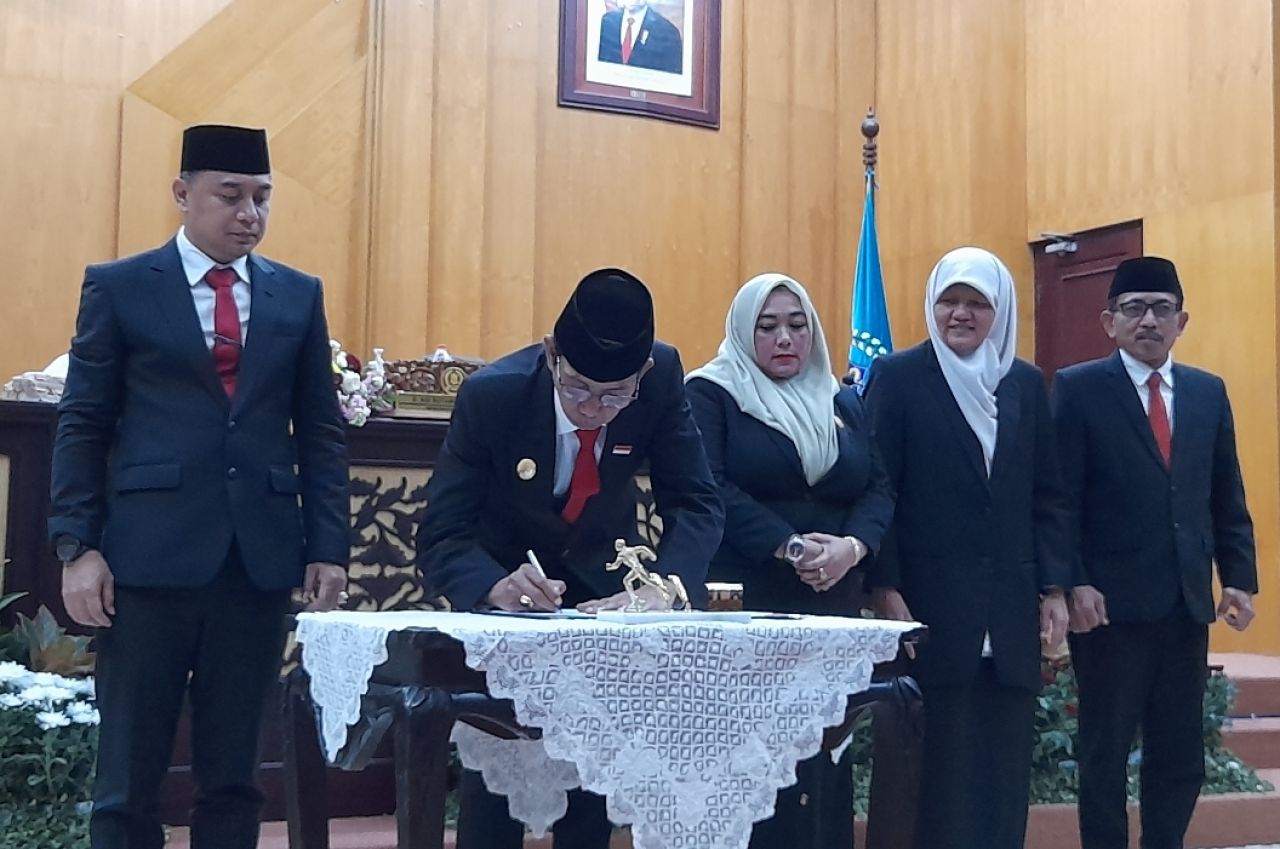 APBD 2024 Ditetapkan 10 November, Adi Sutarwijono: Kita Khidmati Jiwa Kepahlawanan Arek Suroboyo