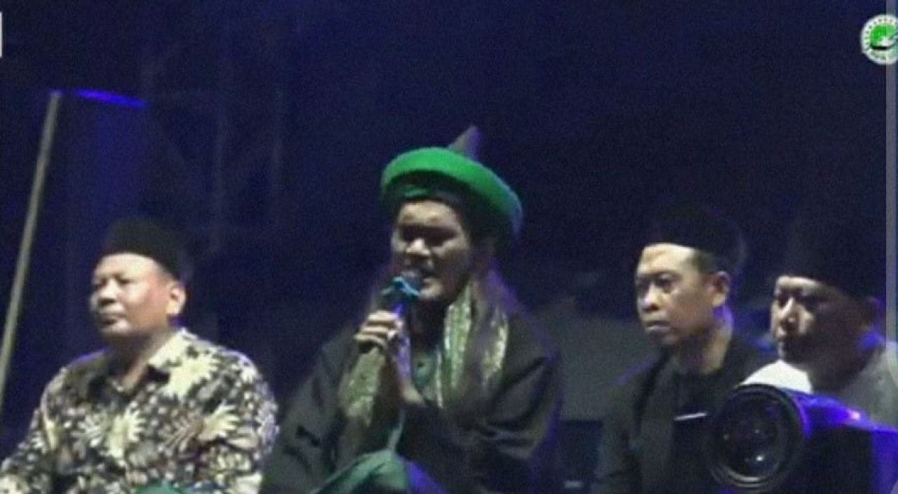 Ribuan Warga Bangkalan Bersholawat Kebangsaan Memburu Ganjaran