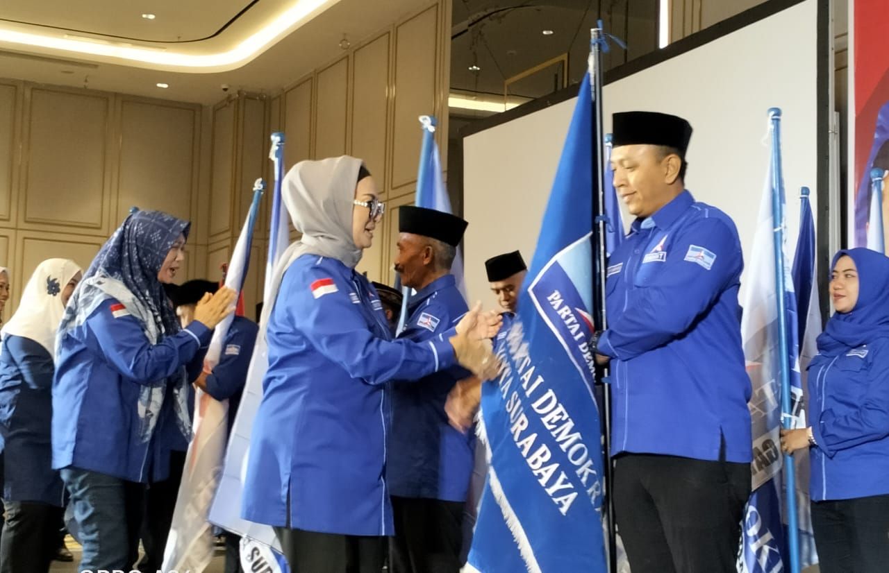 Lantik DPAC Demokrat se Surabaya, Lucy: Kader Harus Paham Krakterisrik dan Orientasi Politik Masyarakat