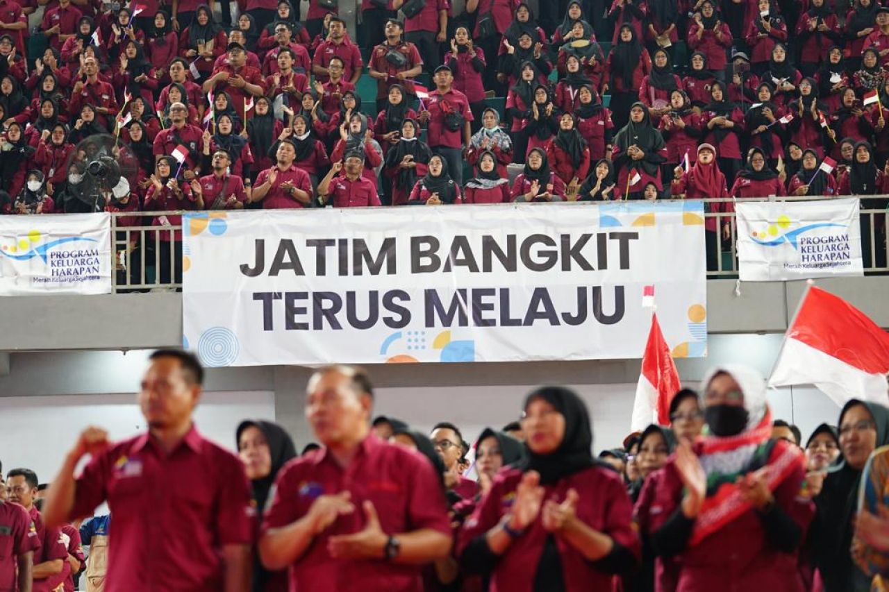 Pahlawan Era Digital Dalam Melawan Kemiskinan Dan Keterbelakangan