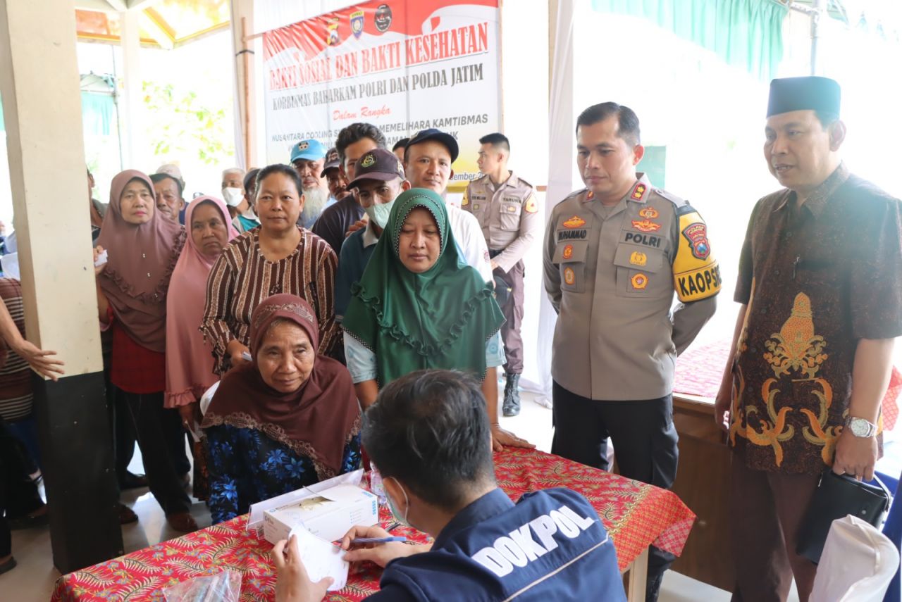 Polres Nganjuk Gelar Bakti Sosial dan Pengobatan Gratis untuk Warga Tanjungrejo