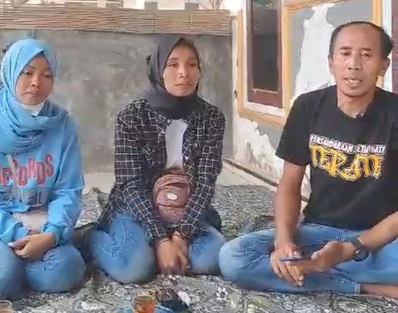 Kades Sidomukti Tegur Dua Perempuan Yang Meresahkan Warga