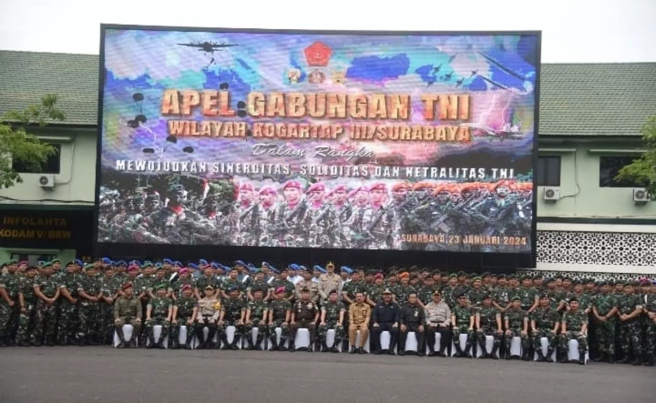 Apel Gabungan TNI-POLRI Sewilayah Kogartap III Ciptakan Rasa Aman, Damai, Tertib dan Kondusif