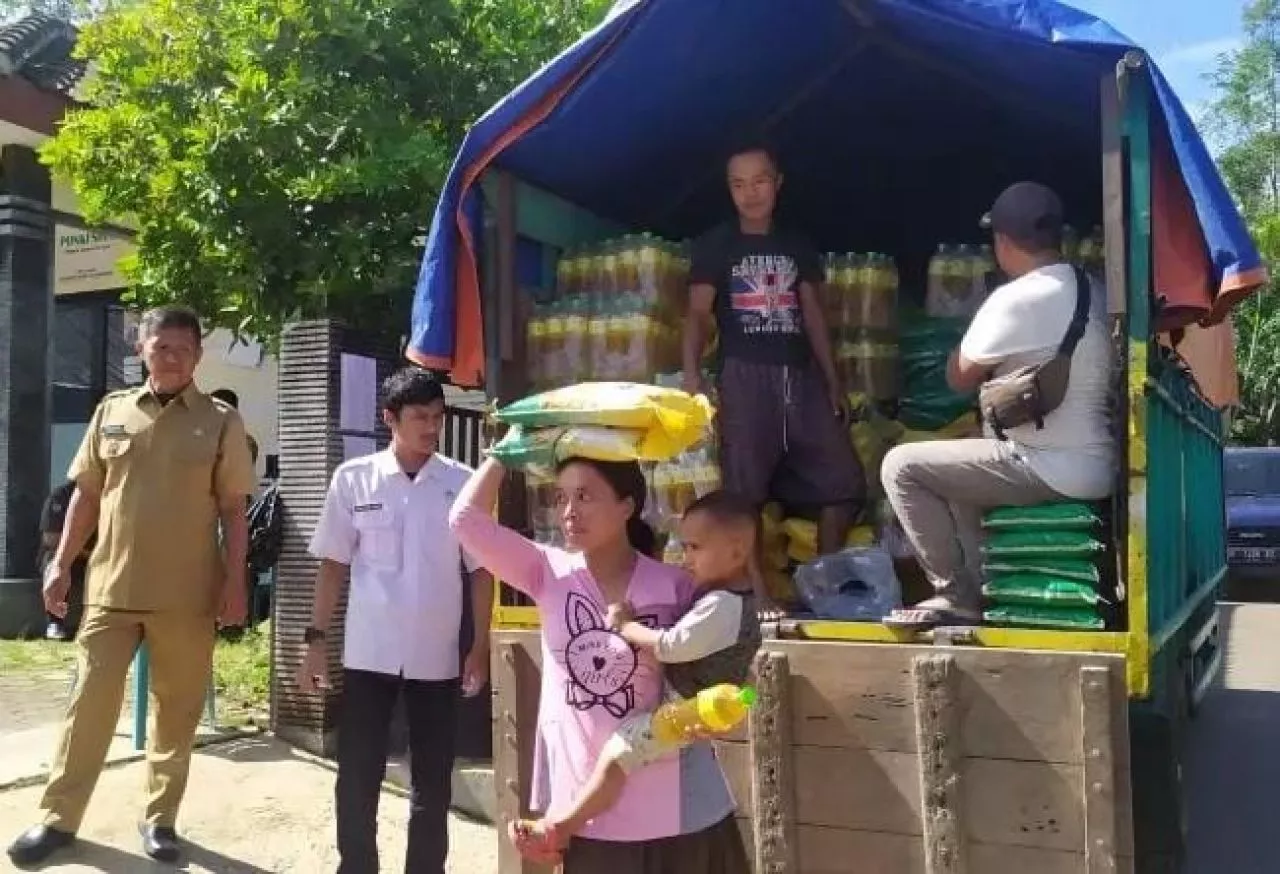 Pemkab Bondowoso Bersama Bulog Gelar Pasar Pangan Murah
