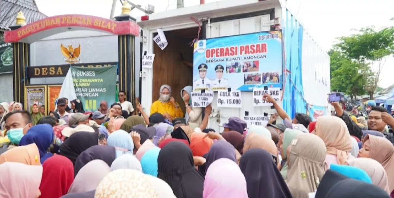 Tandai Tiga Tahun Kepemimpinan Yuhronur Efendi dengan Bakti Sosial, dan Hotmil Quran