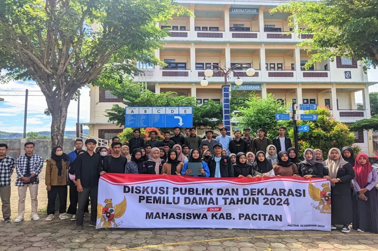 Mahasiswa Pacitan Gelar Deklarasi Tolak Politisasi Kampus Jelang Pemilu 2024