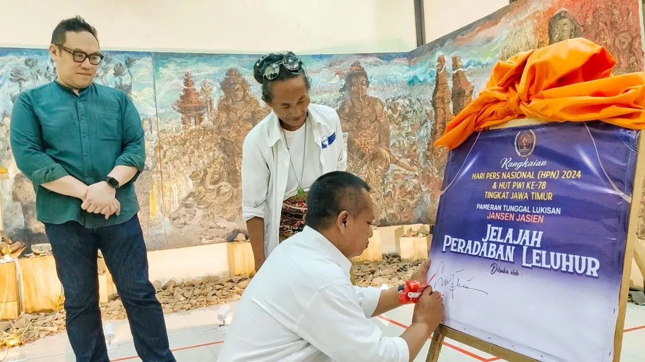 Lestarikan Budaya Leluhur, PWI Jatim Gelar Pemeran Lukisan Jansen Jasien Di Balai Wartawan