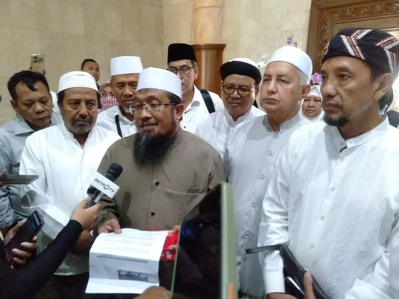 Forum Penyelamat Pemilu Jurdil Datangi DPRD Jatim, Tuntut Pemilu Diulang 