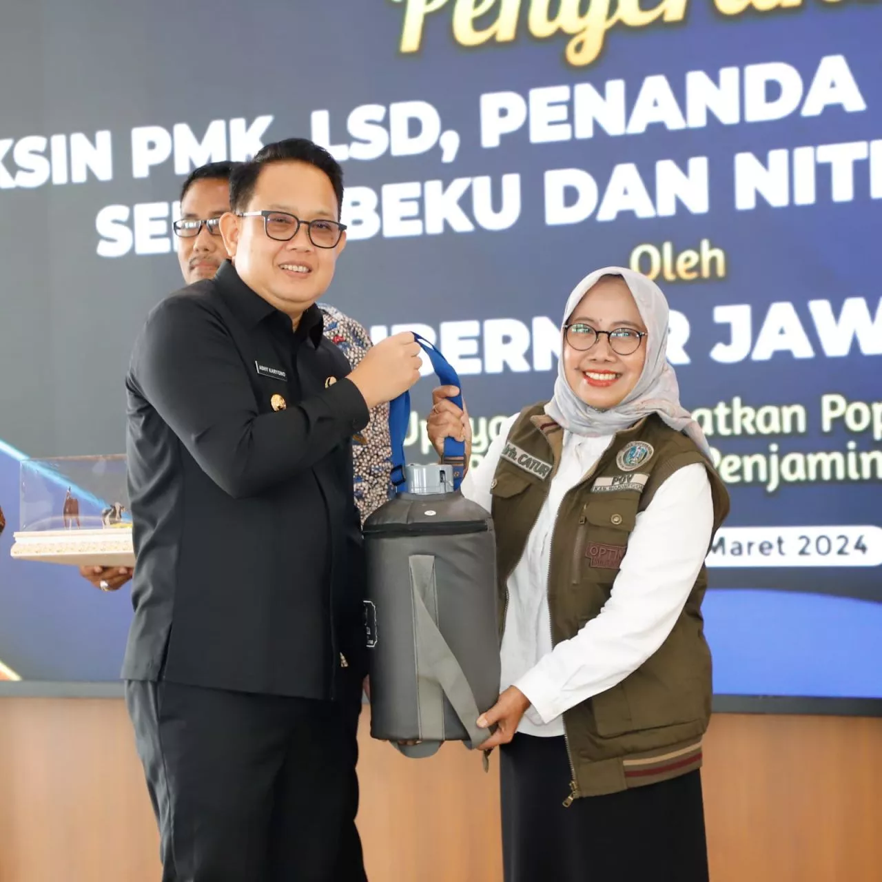 Dinas Peternakan Jatim Terima 1 Juta Dosis Vaksin PMK dan 250 Ribu Dosis Vaksin LSD