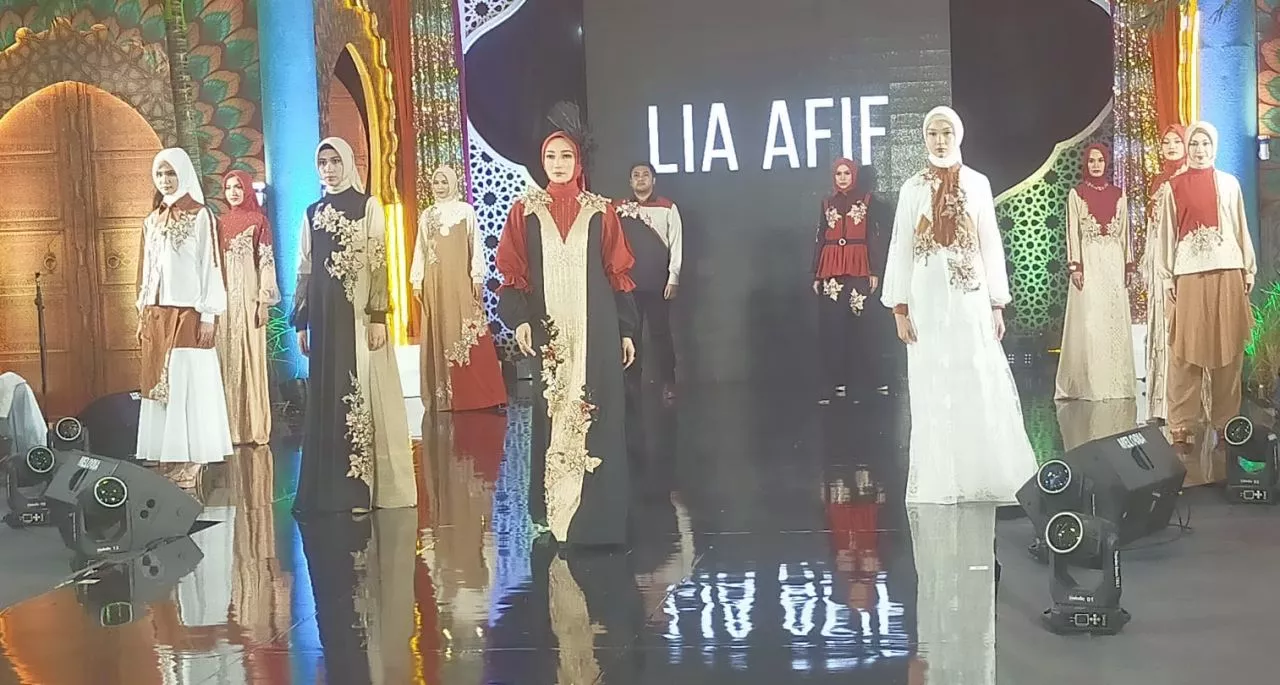 Wearing Ameera dan Lia Afif Hadirkan Koleksi Busana Muslim pada Mufway 2024