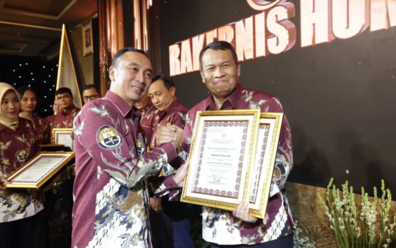 Polda Jatim Sabet Penghargaan Bergengsi dalam Rakernis Humas Polri
