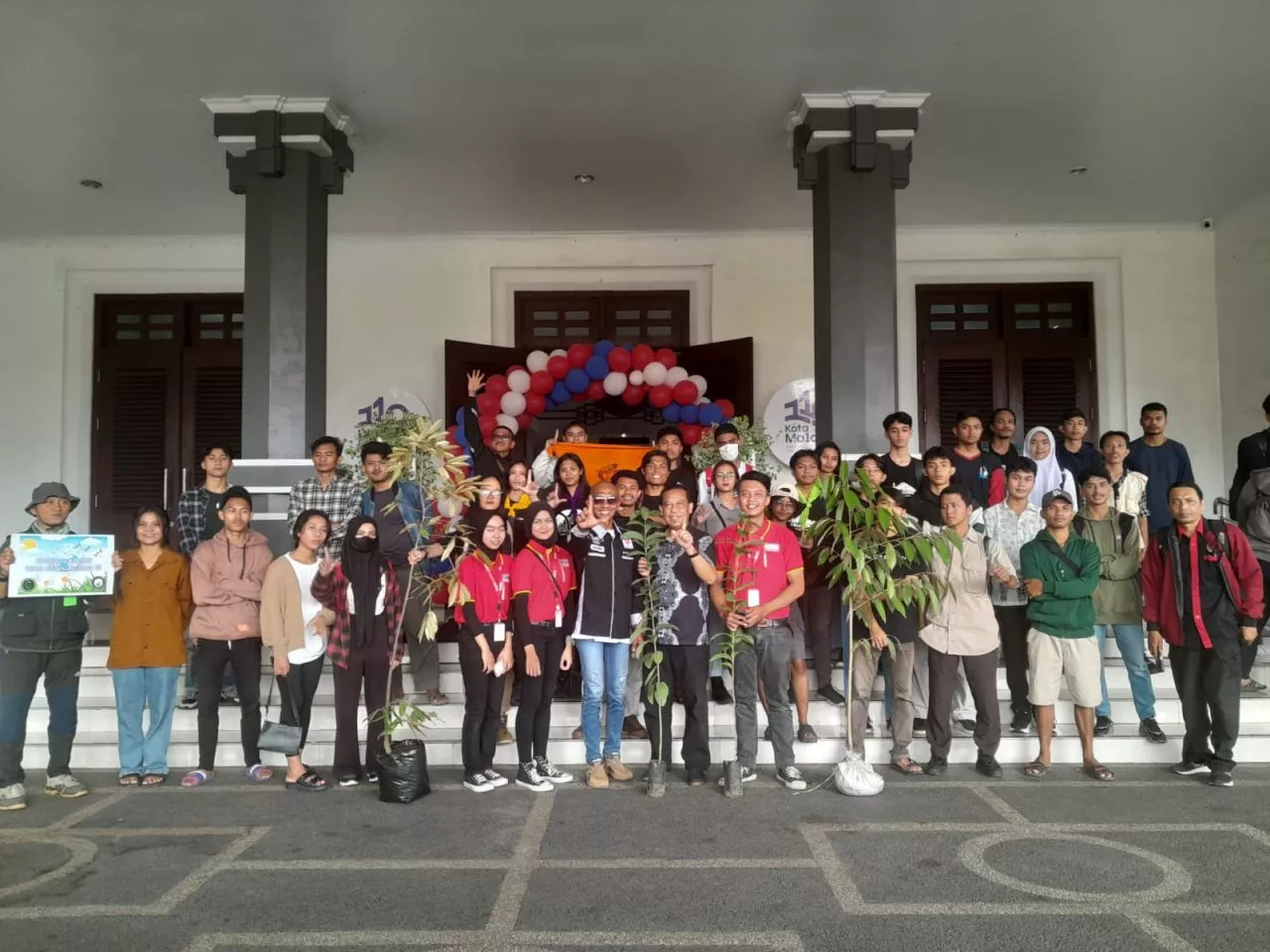 Lestarikan Lingkungan, Alfamart Sumbang Bibit Giat Safari Ekologi dan Kenduri Kali