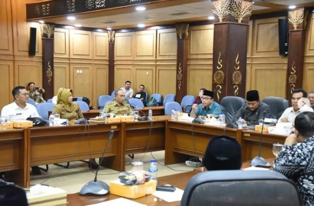 Solusi Pemkab Sidoarjo Dan Komisi A DPRD Sidoajo Terkait Pembatalan Pelantikan ASN