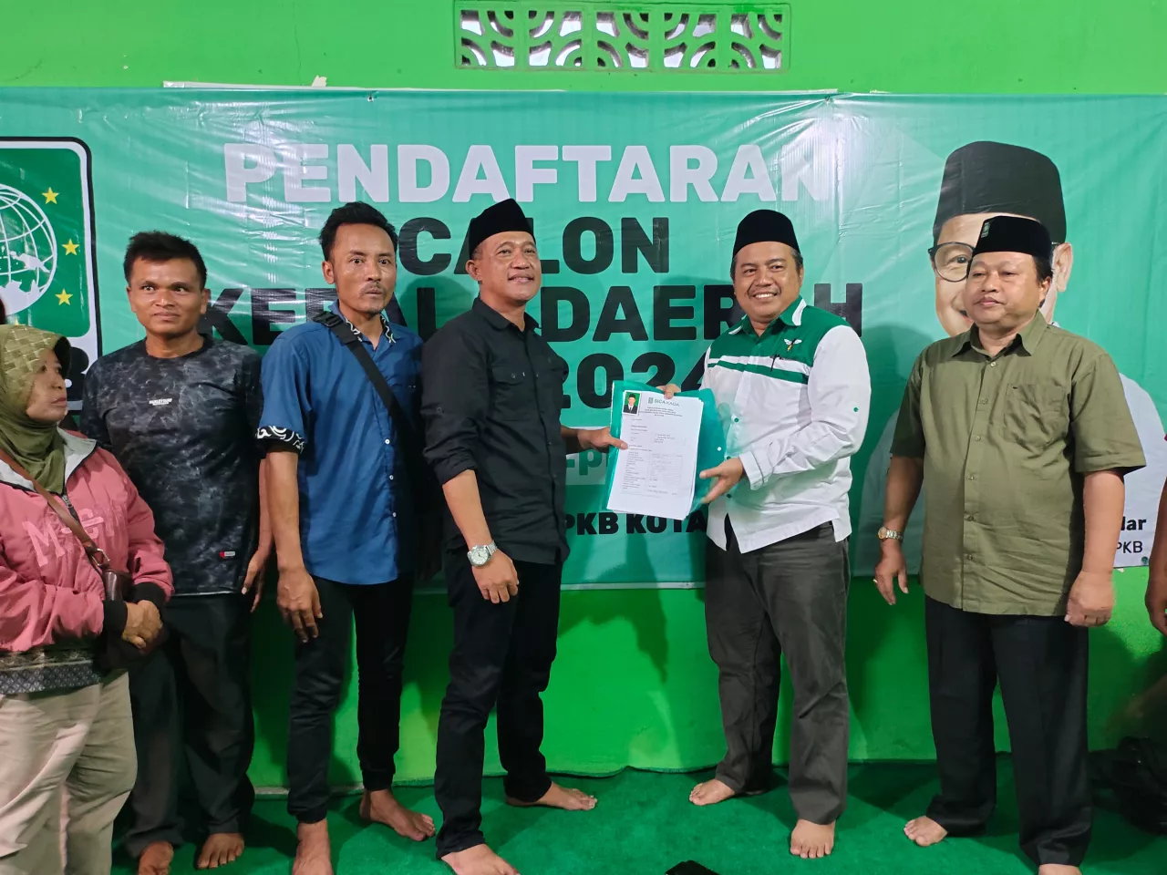 Aktivis 98 Mohammad Trijanto Kembalikan Formulir Pendaftaran Bacawalkot Blitar ke DPC PKB