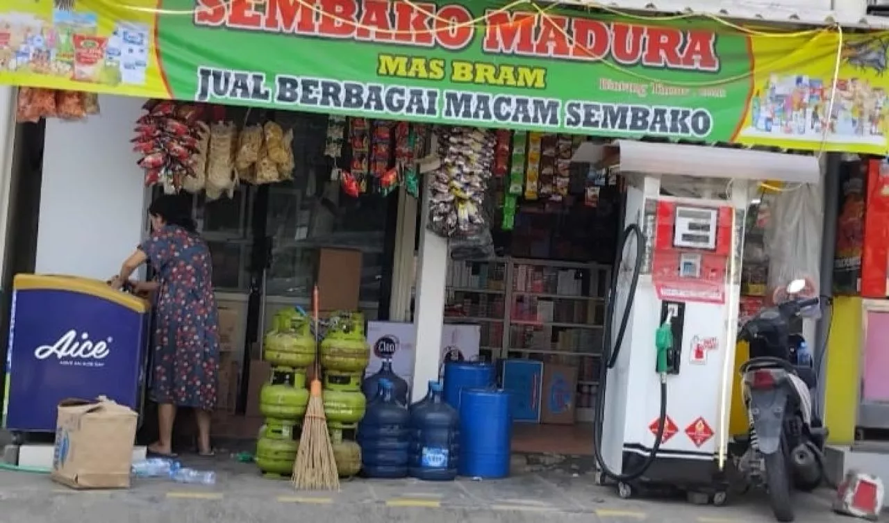Maraknya Toko Madura 24 Jam, Ritel Modern Sejatinya Bukan Pesaing Market Retail Tradisional