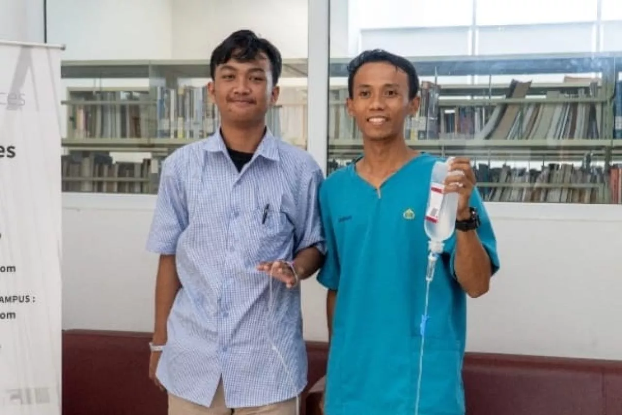 Terserang DBD,Pria Bernama Razzaq Semangat Ikuti Test UTBK di Unesa