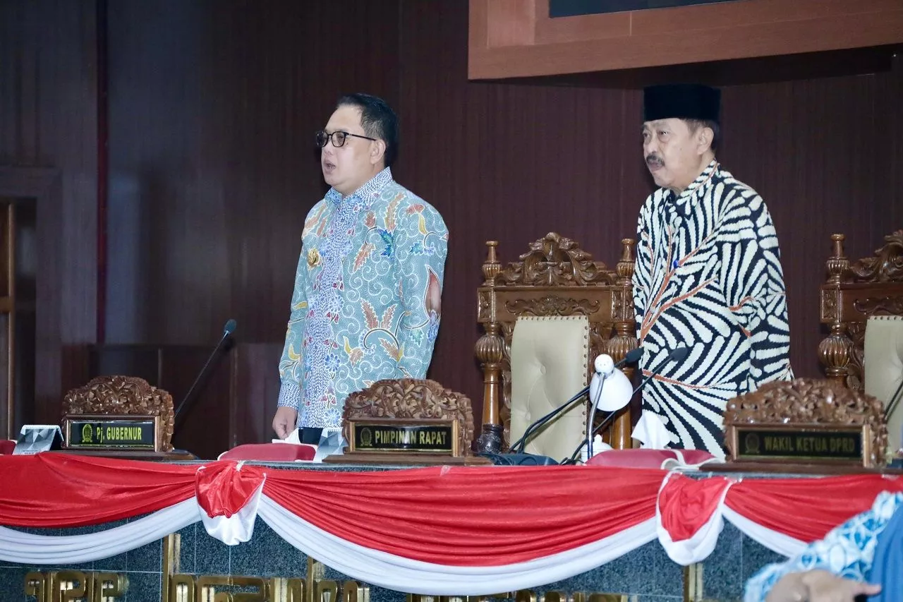 Pj Gubernur Jatim Dukung Raperda Kawasan Tanpa Rokok, DPRD Jamin Tak Ganggu Industri Rokok