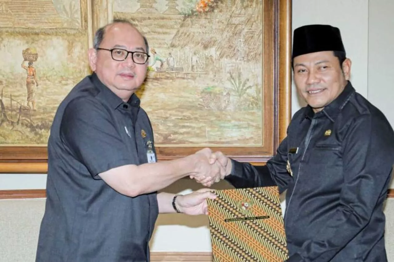Jabat Plt. Bupati, H. Subandi Komitmen Percepat Pembangunan Sidoarjo