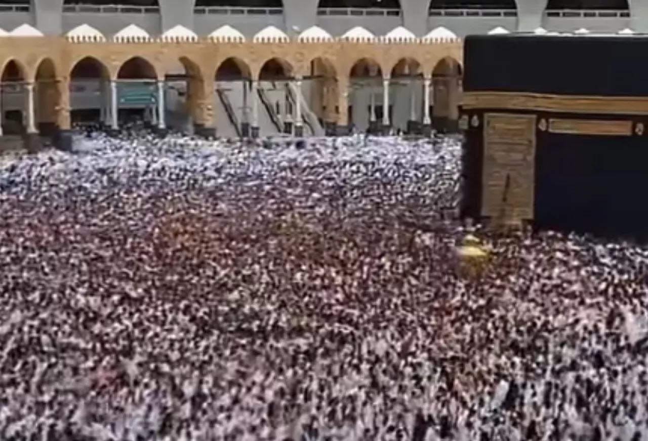 Puncak Haji, Khofifah Imbau Jamaah Haji Patuhi Anjuran Kemenag dan Pemerintah Arab Saudi