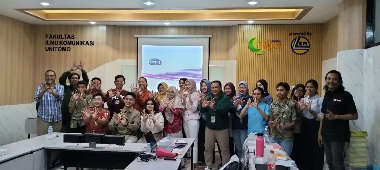 Lawan Miss Informasi Japelidi dan LUKW Unitomo Gelar Workshop Literasi Digital 