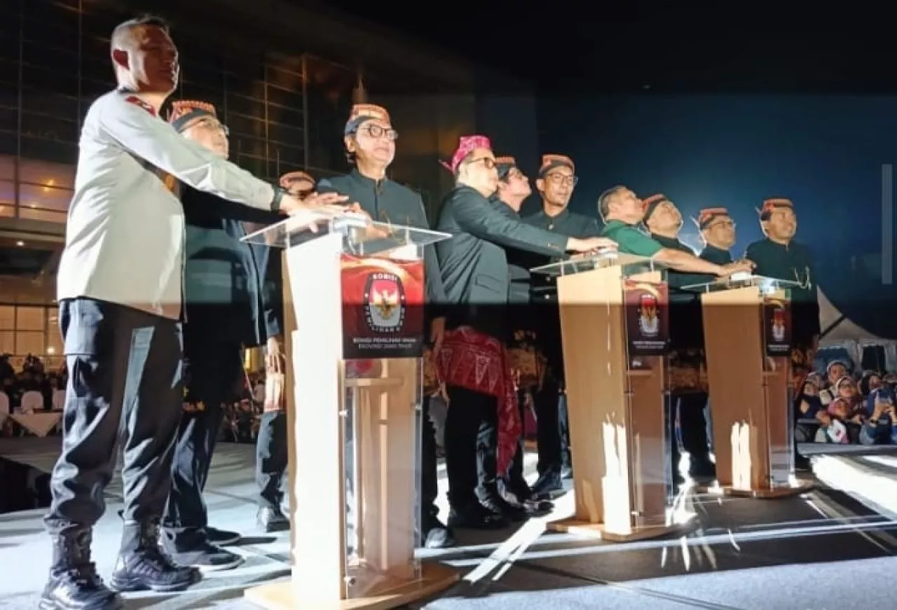 Peluncuran Pilgub Jatim 2024 Resmi Dibuka, Berlangsung Meriah Dihadiri Ribuan Masyarakat