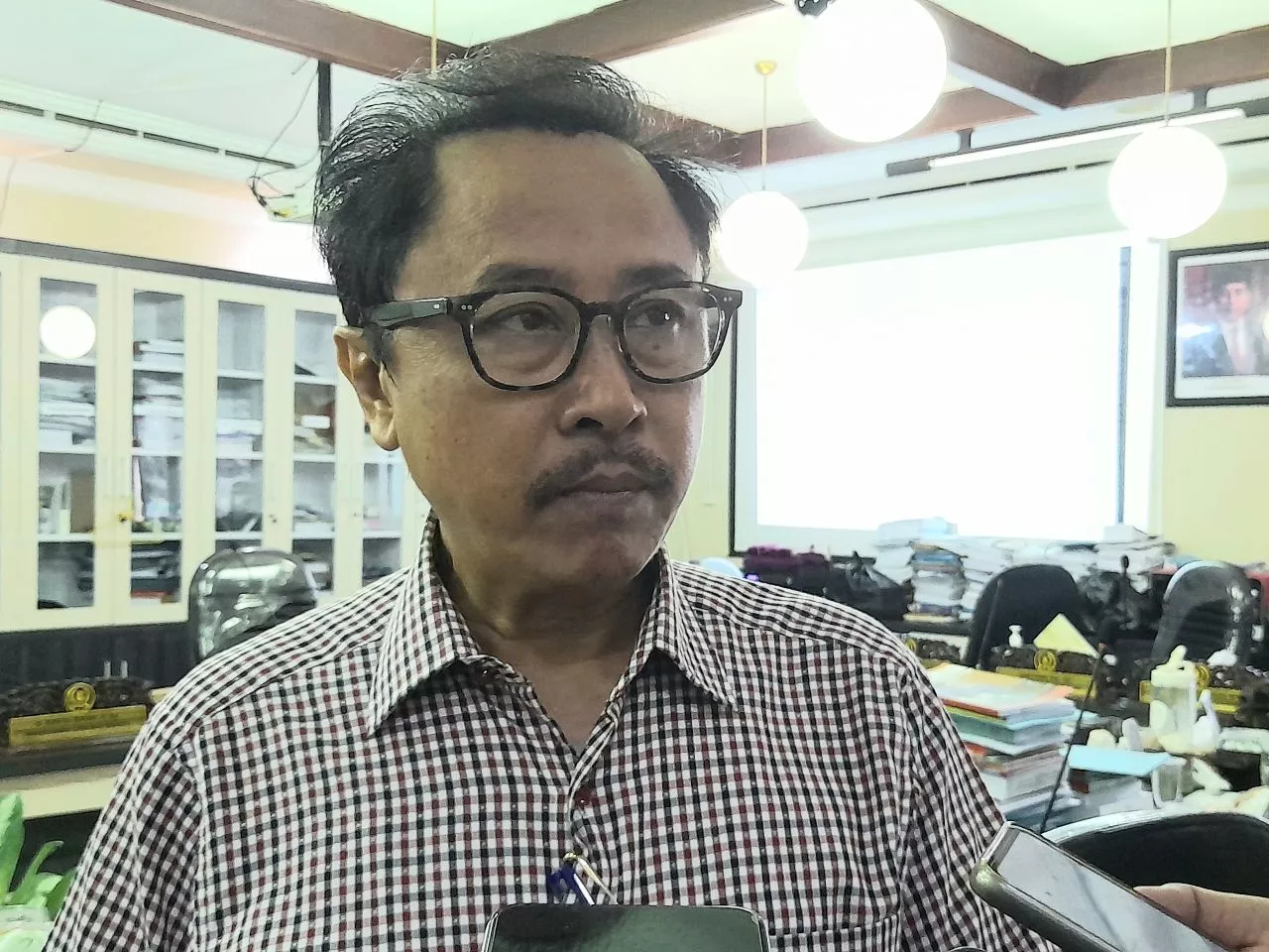 Komisi C Minta Kontraktor Proyek Tunnel TIJ Joyoboyo Pasang Pengamanan P3K