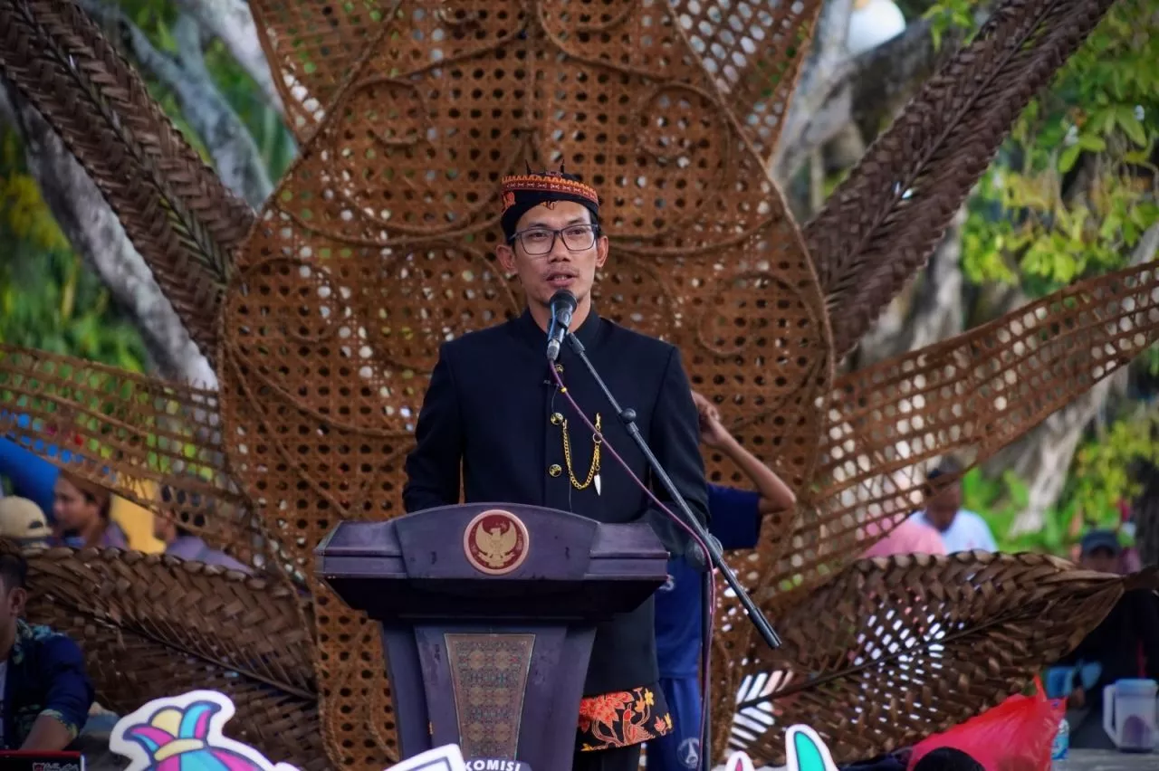KPU Jawa Timur Luncurkan Kirab Maskot Pilkada 2024