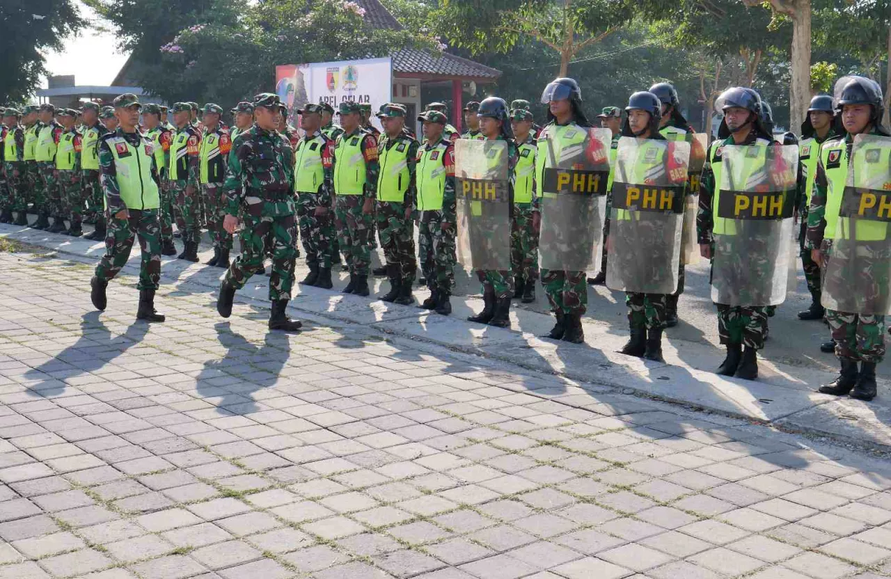 Kodim 0808 Laksanakan Apel Gelar Dalam Rangka Kesiapan Pam Pilkada Serentak Tahun 2024 di Wilayah Blitar