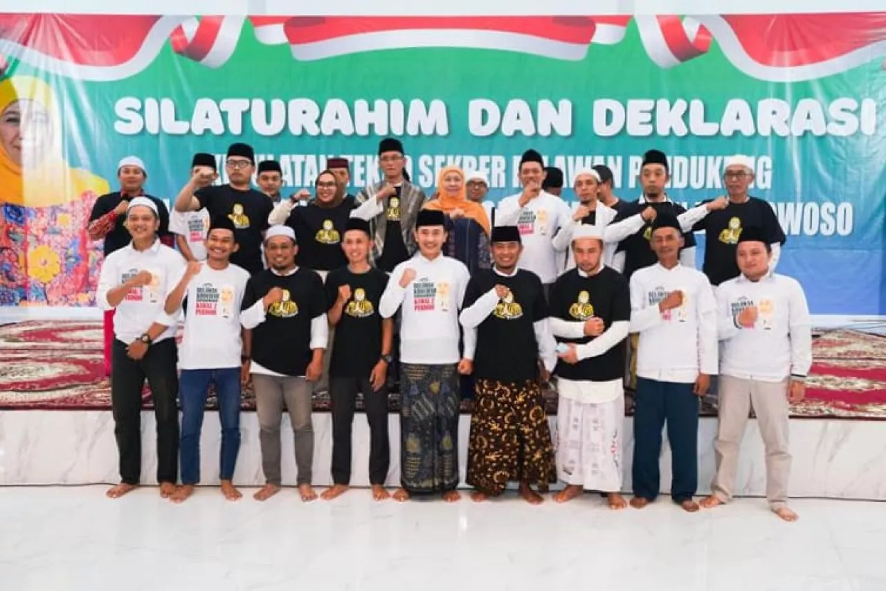 Ribuan Relawan Bondowoso Deklarasi Dukung Khofifah Emil