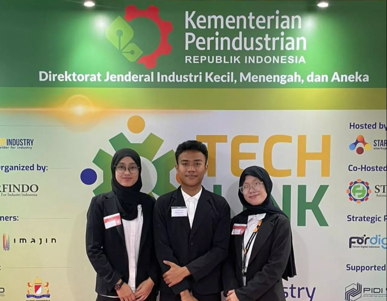Memanfaatkan Layangan Menjadi Sumber Energi Listrik