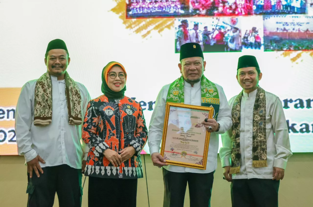 Diberi Gelar Kehormatan Abang Betawi, LaNyalla Paparkan Keberpihakan DPD RI Bagi Masyarakat Adat