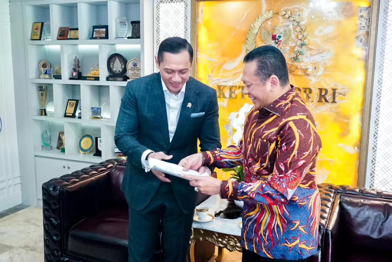 Menjadi Narasumber Disertasi Doktor AHY, Bamsoet  Sampaikan Pentingnya Kepemimpinan Transformatif