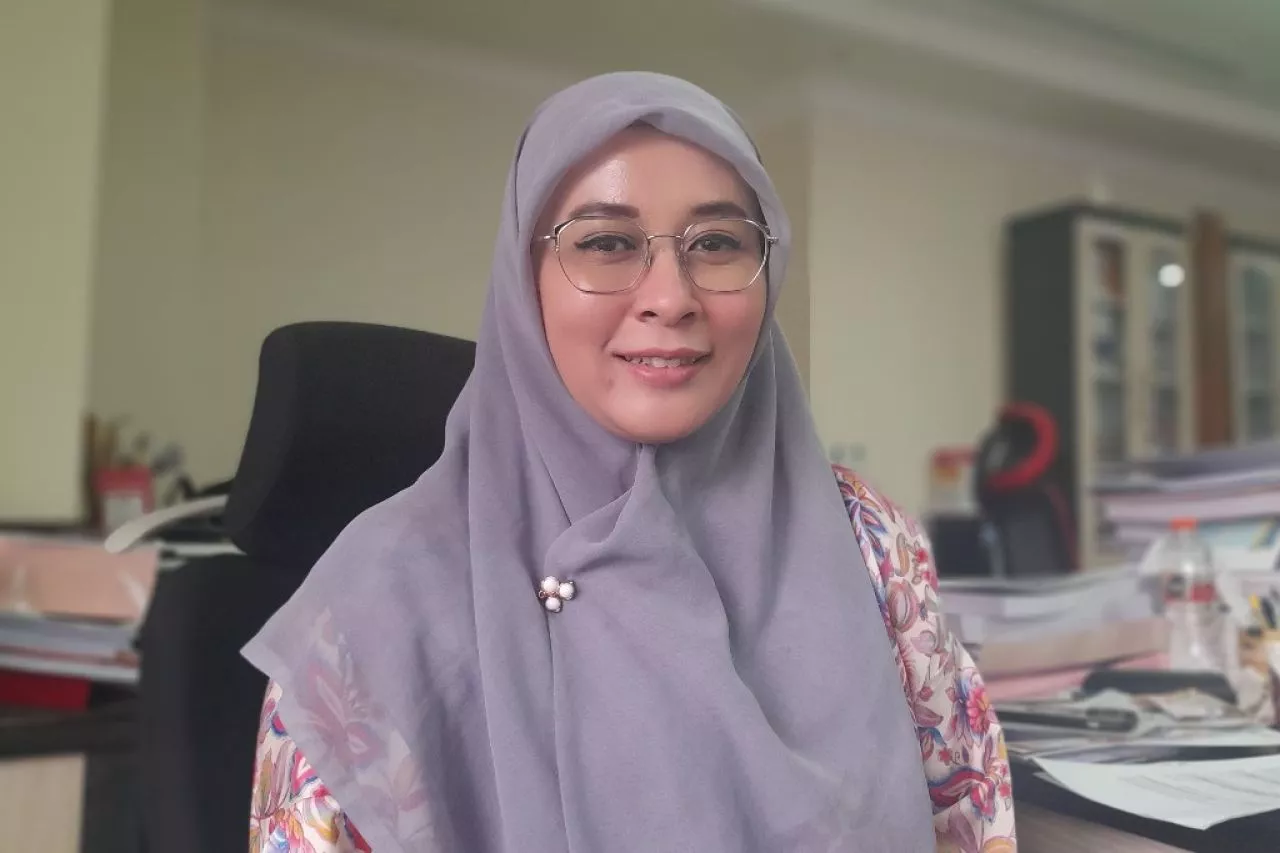 Full Senyum, Ajeng Wira Wati Jadi Ketua Fraksi Gerindra DPRD Surabaya