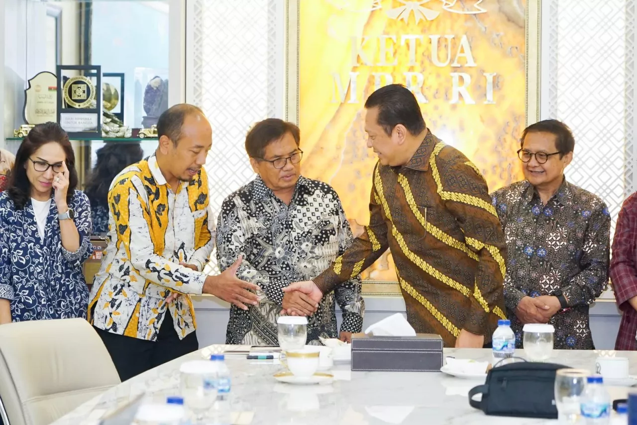 Ketua MPR RI Bamsoet Ingatkan Maraknya Politik Uang Salah Satu Hambatan Pencapaian SDGs