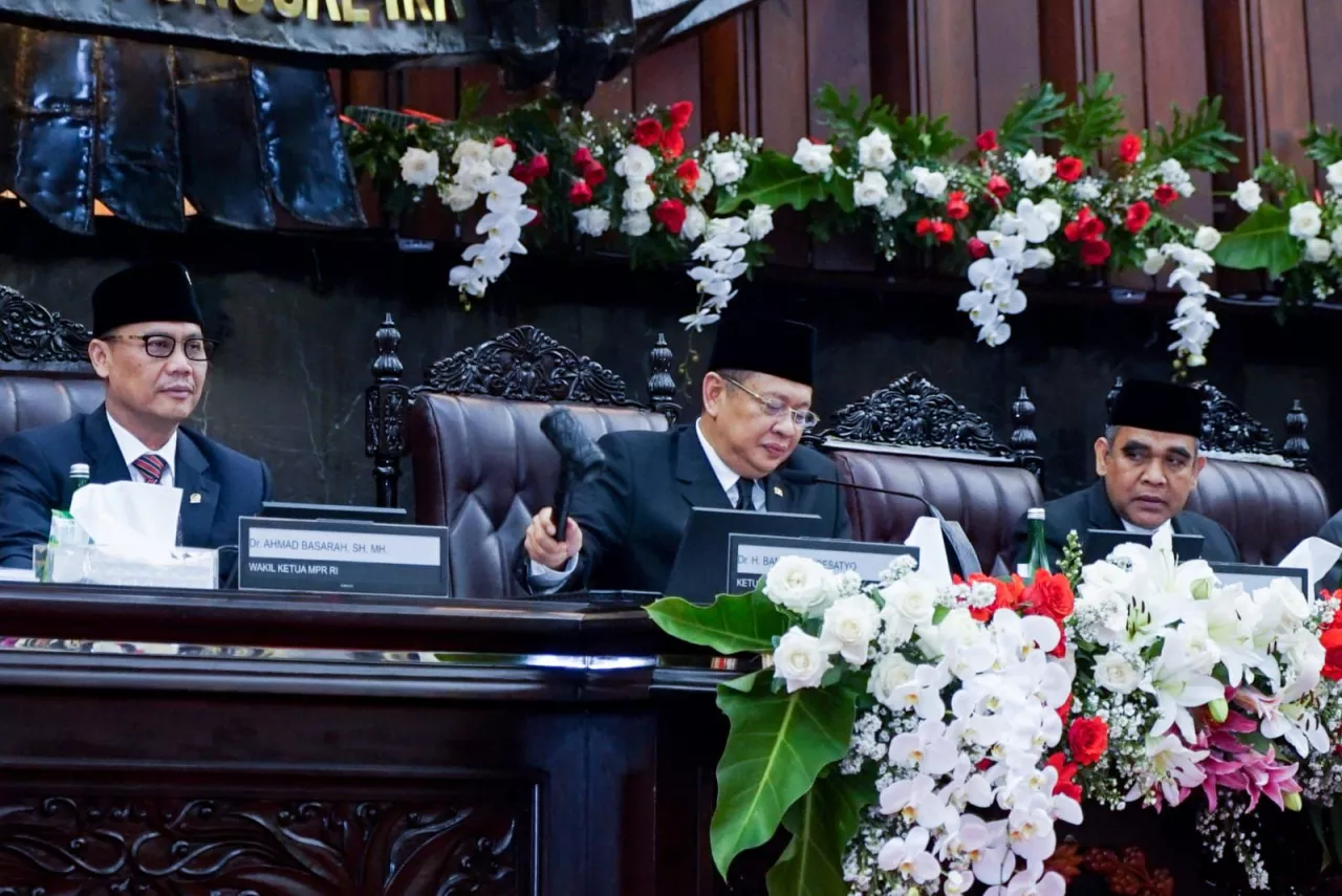 Sidang Paripurna Akhir Masa Jabatan MPR 2019-2024 Sahkan Peraturan MPR Tentang Perubahan Tata Tertib