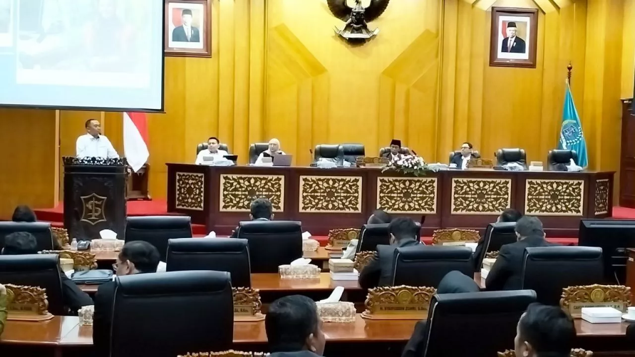 Perkuat Pemahaman Titik Rawan Korupsi, KPK Gelar Rapat Koordinasi dengan DPRD Surabaya