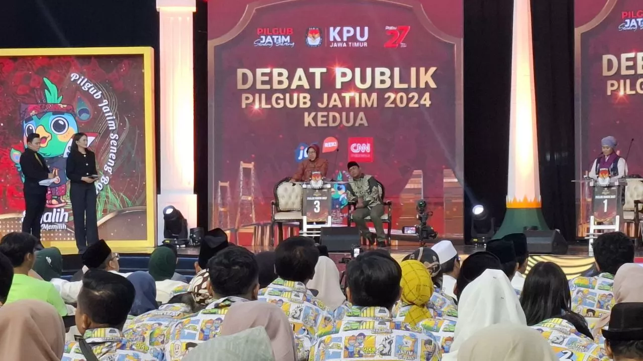 Risma: Kunci Kesuksesan Pembangunan di Jawa Timur Harus Melibatkan Masyarakat
