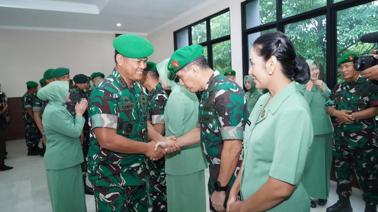 13 Perwira Tinggi TNI AD Naik Pangkat