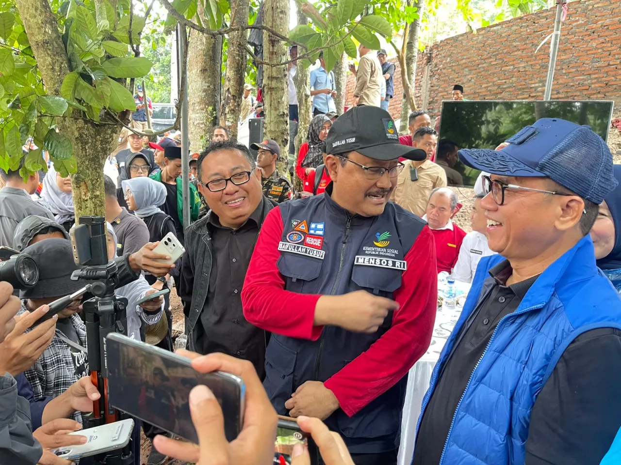 Mensos Gus Ipul: Ketum SMSI Firdaus Yang Membuat Kami Terperangkap Disini